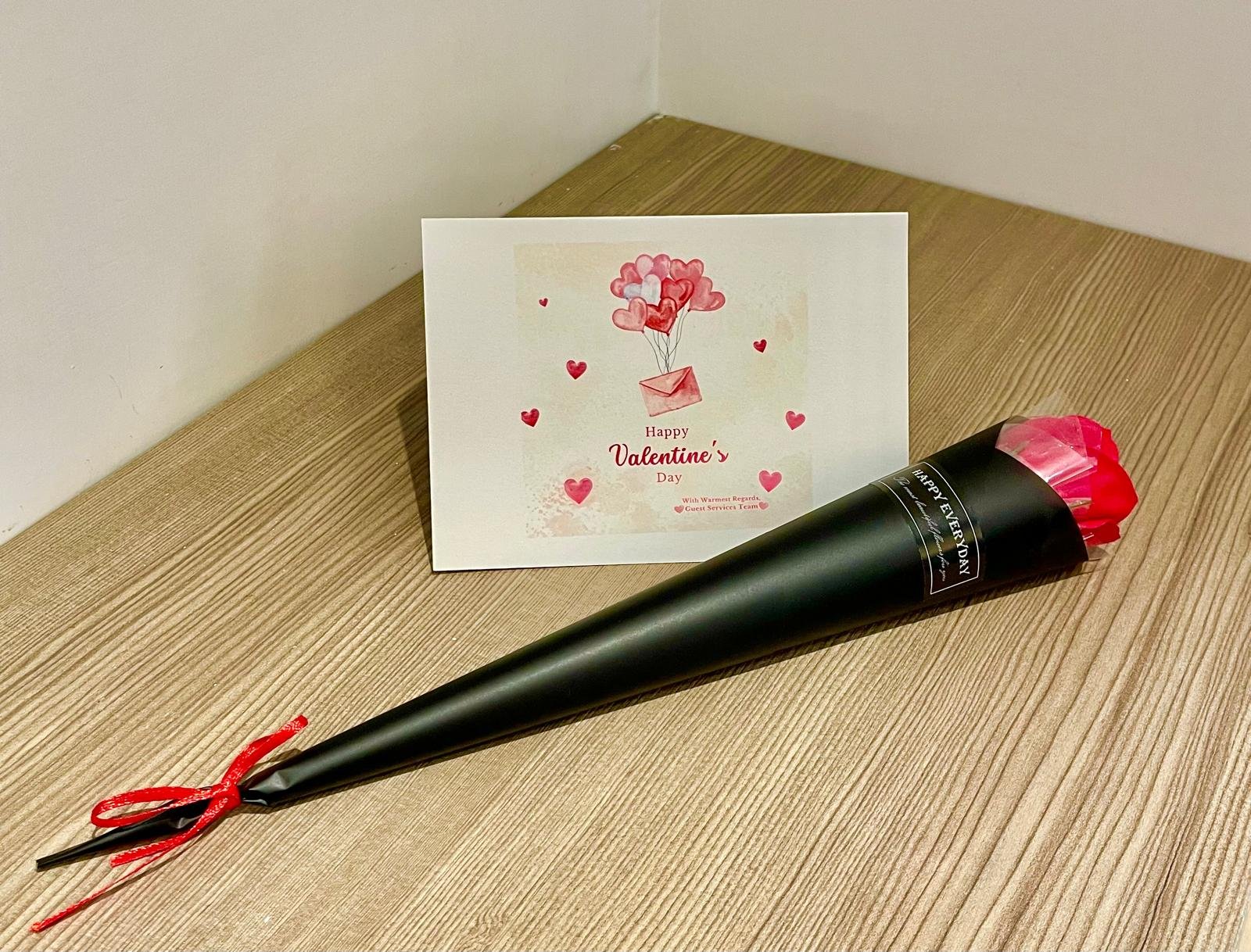 Valentine’s Day Rose Gift